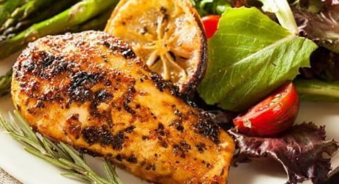Receta deliciosa de pollo al limón: ¡Descubre cómo prepararla en casa!