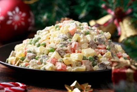 ensalada rusa dominicana