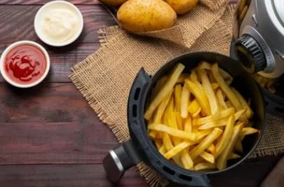 patatas fritas en freidora de aire