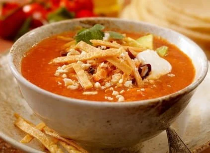 sopa de tortilla